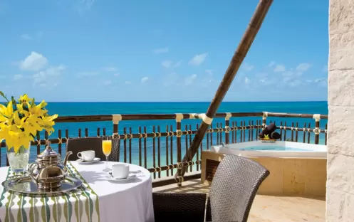 Dreams Riviera Cancun Resort & Spa-Preferred-Club-Ocean-Front-Master-Suite-1_4414 Dreams Riviera Cancun Resort & Spa-Preferred-Club-Ocean-Front-Master-Suite-1_4414