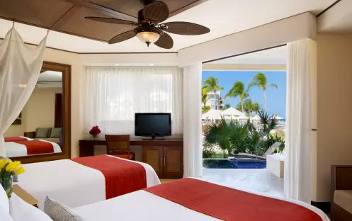 Dreams Riviera Cancun Resort & Spa-Preferred-Club-with-Plunge-Pool-3_4410 Dreams Riviera Cancun Resort & Spa-Preferred-Club-with-Plunge-Pool-3_4410