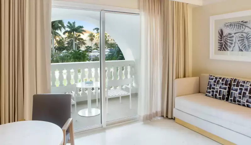 RESORT-VIEW-LIVING RESORT-VIEW-LIVING