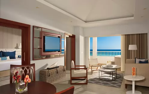 SECRETS ST JAMES - PREFERRED CLUB MASTER SUITE OCEAN FRONT SECRETS ST JAMES - PREFERRED CLUB MASTER SUITE OCEAN FRONT