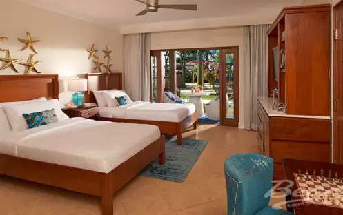 Tropical beachfront Walkout Concierge Double - WBCD  (1) Tropical beachfront Walkout Concierge Double - WBCD  (1)
