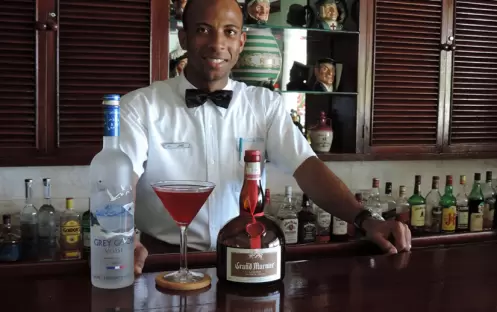 Cocktails and Hors D'oevures