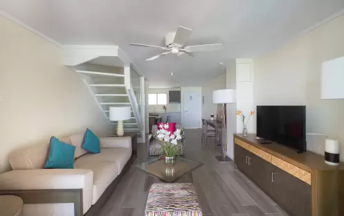 ONE BEDROOM GARDEN AND POOL SUITE LIVING ROOM ONE BEDROOM GARDEN AND POOL SUITE LIVING ROOM