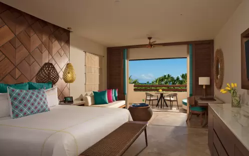 SECRETS MAROMA BEACH RESORT - JUNIOR SUITE PARTIAL OCEAN VIEW SECRETS MAROMA BEACH RESORT - JUNIOR SUITE PARTIAL OCEAN VIEW