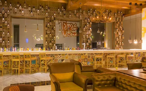 Tapas & Vino Tapas & Vino