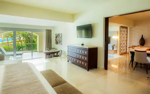 THE GRAND AT MOON PALACE - GRAND PRESIDENTIAL SUITE LIVING ROOM THE GRAND AT MOON PALACE - GRAND PRESIDENTIAL SUITE LIVING ROOM