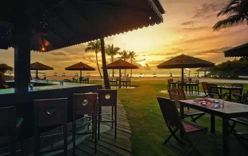 Shangri-La's Rasa Ria Resort & Spa Sampan Bar_1831 Shangri-La's Rasa Ria Resort & Spa Sampan Bar_1831