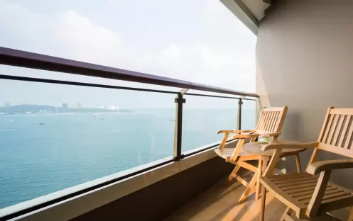 JUNIOR FAMILY SUITE BALCONY JUNIOR FAMILY SUITE BALCONY