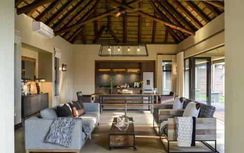 Lion Sands_Tinga Lodge_3_Hi'Nkweni Villa_Open Plan Living Area Lion Sands_Tinga Lodge_3_Hi'Nkweni Villa_Open Plan Living Area