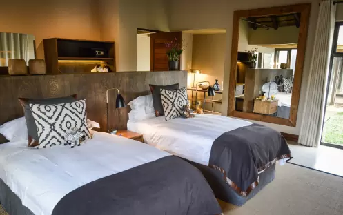Lion Sands_Tinga Lodge_3_Hi'Nkweni Villa_Twin Room Setup Lion Sands_Tinga Lodge_3_Hi'Nkweni Villa_Twin Room Setup