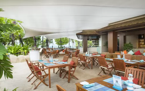 Centara Grand Mirage Beach Resort-Coast Beach Club & Bistro 2_290684 Centara Grand Mirage Beach Resort-Coast Beach Club & Bistro 2_290684