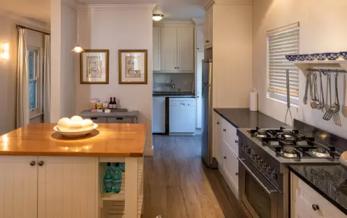 LE QUARTIER FRANCAIS - VILLA KITCHEN LE QUARTIER FRANCAIS - VILLA KITCHEN