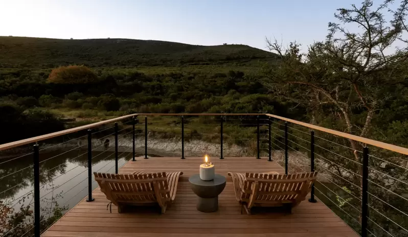 SHAMWARI-BAYETHE-DECK-VIEW SHAMWARI-BAYETHE-DECK-VIEW