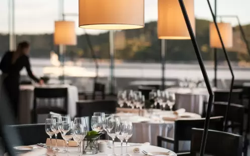 EXCLSIOR DUBROVNIK - SENSUS FINE DINING ROUND TABLE EXCLSIOR DUBROVNIK - SENSUS FINE DINING ROUND TABLE