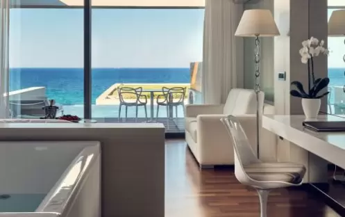 Honeymoon Sea View Suite with Individual Pool Honeymoon Sea View Suite with Individual Pool