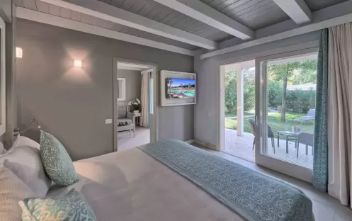 Luxury Family Bungalow Luxury Family Bungalow