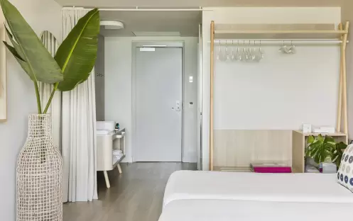 Double Aura Double Aura