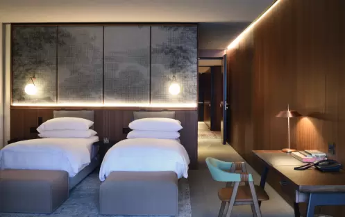 IL SERENO - TWO BEDROOM FAMILY SUITE SECOND BEDROOM IL SERENO - TWO BEDROOM FAMILY SUITE SECOND BEDROOM