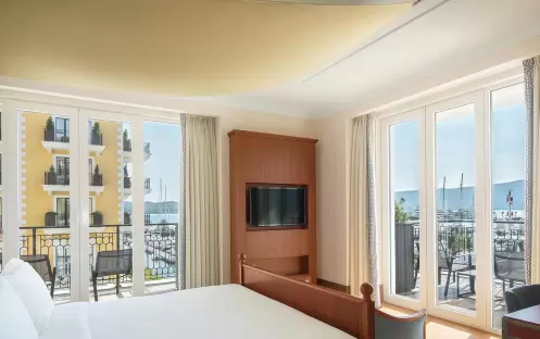 Regent Porto Montenegro-Junior Suite Sea View 1_11143 Regent Porto Montenegro-Junior Suite Sea View 1_11143