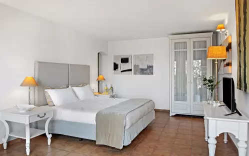 THE AEGEAN SUITES - JUNIOR SUITE THE AEGEAN SUITES - JUNIOR SUITE