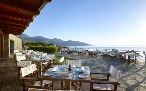 St. Nicolas Bay Resort-Blue Bay All Day Restaurant & Bar_18020 St. Nicolas Bay Resort-Blue Bay All Day Restaurant & Bar_18020