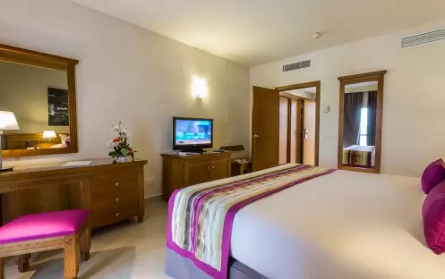 GRAND PALLADIUM - DOUBLE ROOM INTERIOR GRAND PALLADIUM - DOUBLE ROOM INTERIOR