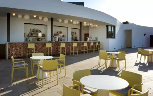 GRAND PALLADIUM - LA GAVINA BAR OUTDOOR GRAND PALLADIUM - LA GAVINA BAR OUTDOOR