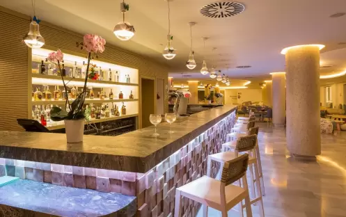 Savina Lobby Bar Savina Lobby Bar