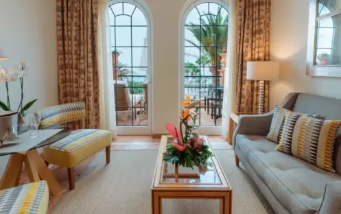 GARDEN VIEW CASAS LIVING