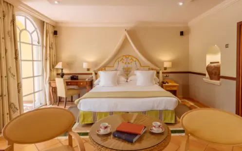 GARDEN VIEW JUNIOR SUITE BEDROOM