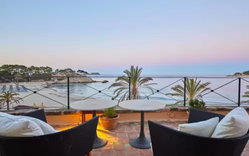 europe-holidays-spain-majorca-secrets-mallorca-villamil-resort-spa-hotel-sky-bar europe-holidays-spain-majorca-secrets-mallorca-villamil-resort-spa-hotel-sky-bar