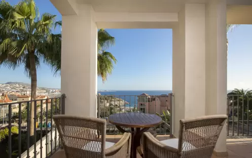 Top floor villa solarium balcony