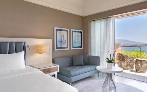 CARESSE HOTEL - PREMIER ROOM CARESSE HOTEL - PREMIER ROOM