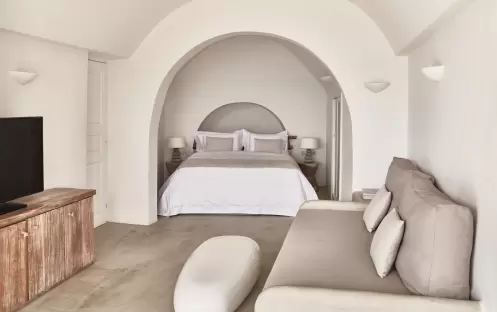 MYSITQUE SANTORINI - ALL 2 SENSES SUITE BED MYSITQUE SANTORINI - ALL 2 SENSES SUITE BED