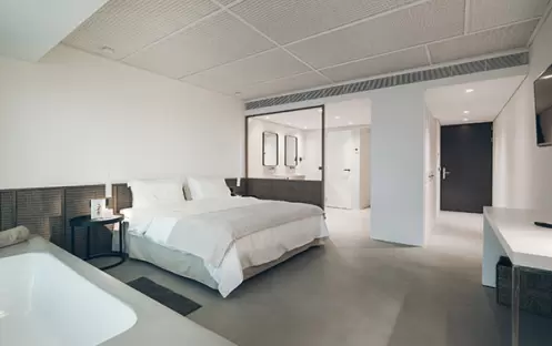 Deluxe Suite Deluxe Suite