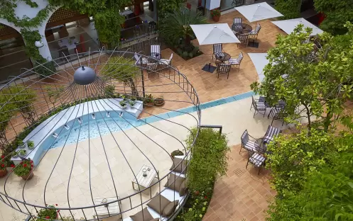 Eagles Villas-Eagles Cafe overview_18053 Eagles Villas-Eagles Cafe overview_18053