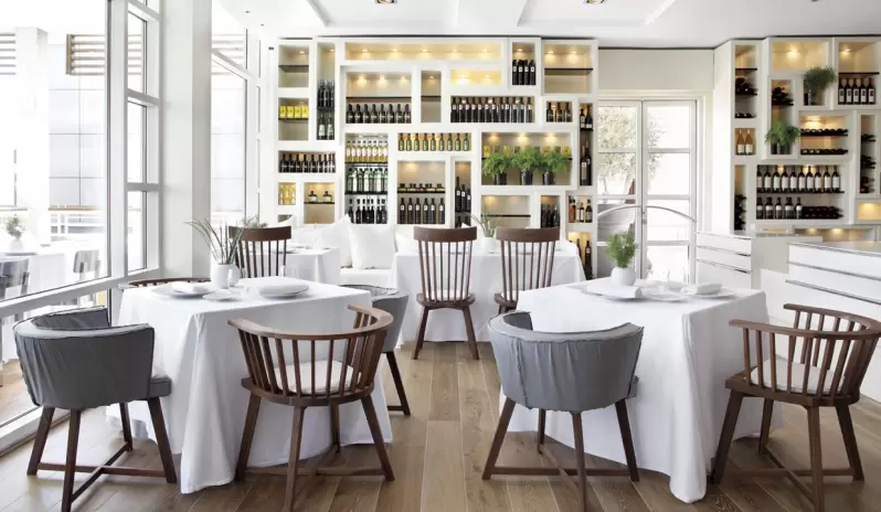 Hotel Arts dining room Hotel Arts dining room