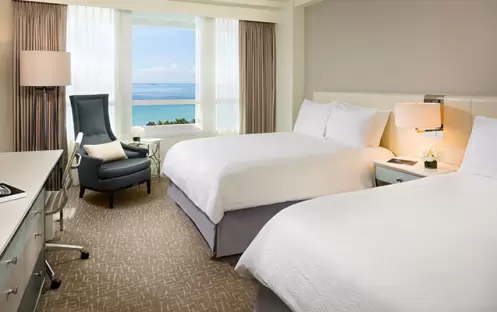 Fontainbleau - Ocean View Guest Room Queen Fontainbleau - Ocean View Guest Room Queen
