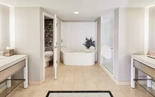 Plaent Hollywood - Ultra Resort Room Bathroom Plaent Hollywood - Ultra Resort Room Bathroom