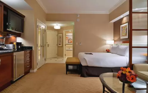 Signature Balcony Deluxe Suite Signature Balcony Deluxe Suite