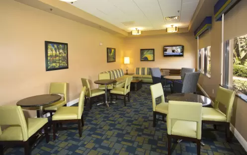 Rosen Inn International - The Den Lounge Full View Rosen Inn International - The Den Lounge Full View