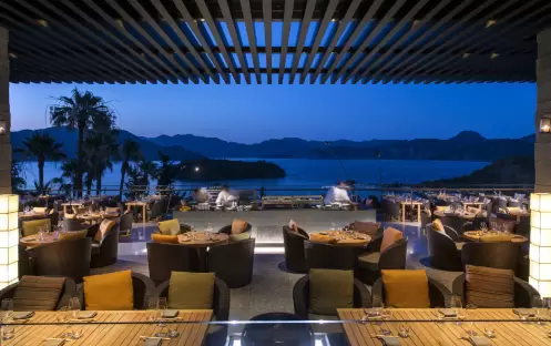 D MARIS BAY - ZUMA EXTERIOR NIGHT D MARIS BAY - ZUMA EXTERIOR NIGHT