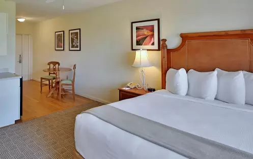 Sanibel Inn - King Bed Guest Room Sanibel Inn - King Bed Guest Room