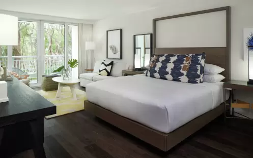 Bakers Cay - Hammock Wing - Kind Bed Bakers Cay - Hammock Wing - Kind Bed
