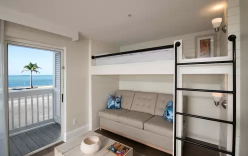Havana Caban - Studio Bunk Bed Havana Caban - Studio Bunk Bed