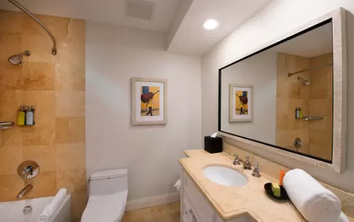 Havana Cabana Guest Room Bathtub Havana Cabana Guest Room Bathtub