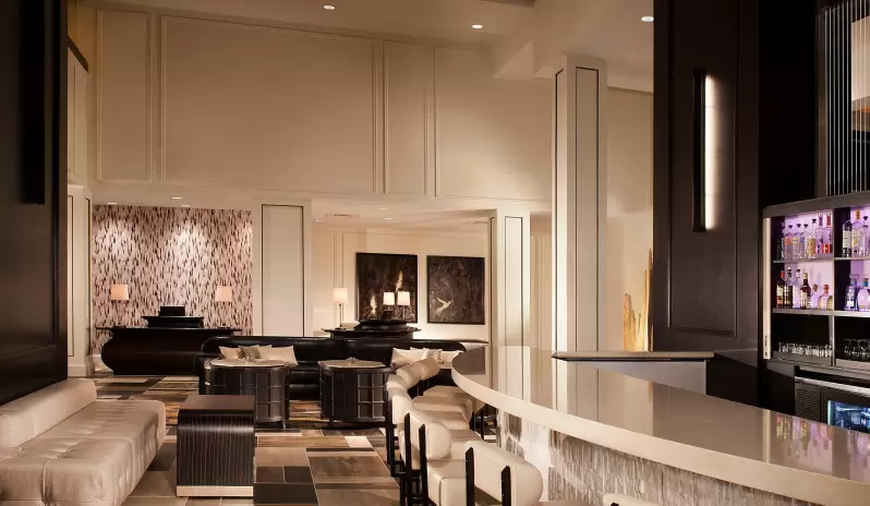 La Concha - Lobby Bar full view La Concha - Lobby Bar full view