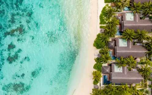 OZEN RESERVE BOLIFUSHI - Earth Pool Pavilion - Aerial 2 OZEN RESERVE BOLIFUSHI - Earth Pool Pavilion - Aerial 2