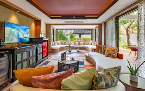 OZEN-RESERVE-BOLIFUSHI-Earth-Pool-RESERVE-Living-Room-2-scaled OZEN-RESERVE-BOLIFUSHI-Earth-Pool-RESERVE-Living-Room-2-scaled