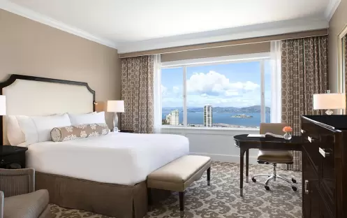 Signature Room Signature Room